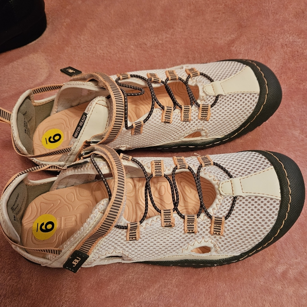 JBU NEW Water Shoes